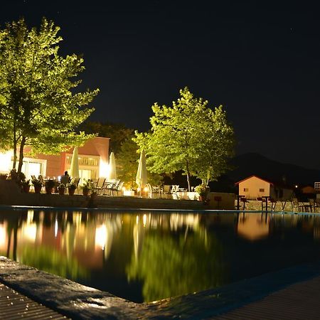 Aitheron Hotel Air Park Zervi المظهر الخارجي الصورة