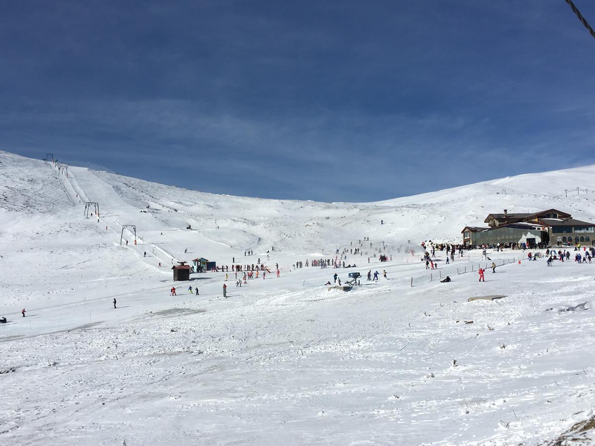 Aitheron Hotel Air Park Zervi المظهر الخارجي الصورة