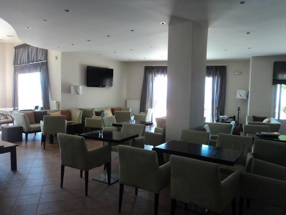 Aitheron Hotel Air Park Zervi المظهر الخارجي الصورة